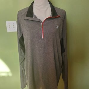 Mens XL Champion Vapor long sleeve with thumb holes.